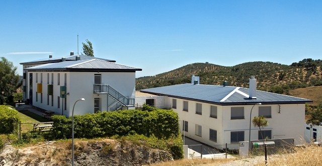 Los vecinos de Constantina se movilizan por el cierre del albergue Los vecinos de Constantina se movilizan por el cierre del albergue