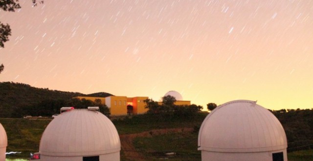 Almadén de la Plata saca a concurso la gestión del servicio del Observatorio Astronómico