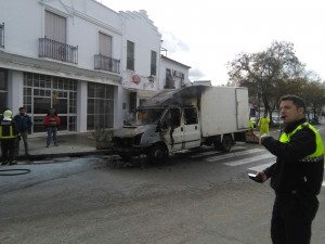 Camioneta quemada-Cazalla