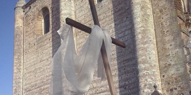 Cruces de Mayo y Rutas de la Tapa para el puente de mayo en la Sierra Norte de Sevilla