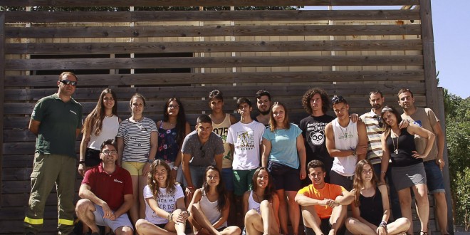 Veinte jóvenes de toda España pasan su verano en Almadén conservando sus fuentes y veneros