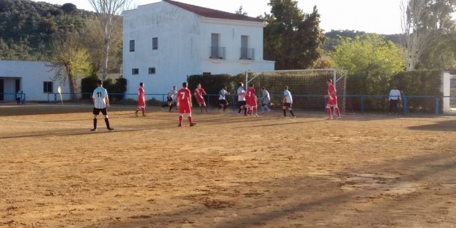 Las Navas gana el derbi de la jornada ante el Guadalcanal