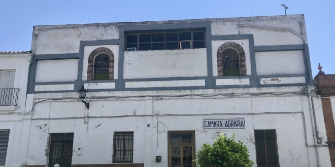 Los edificios de las Cámaras Agrarias de Cazalla, Alanís y El Pedroso salen a subasta